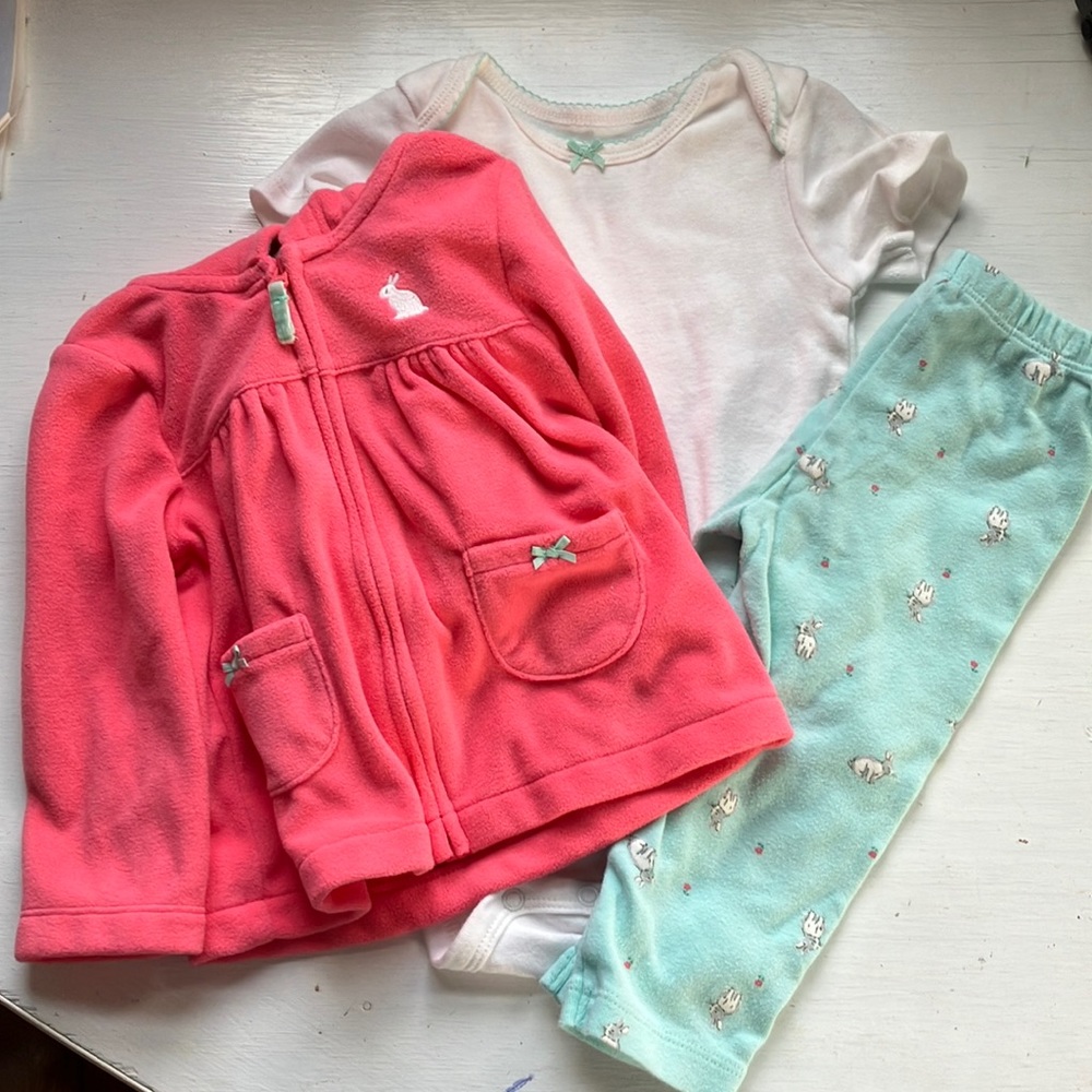 🌵3 for $15🌵Carters set